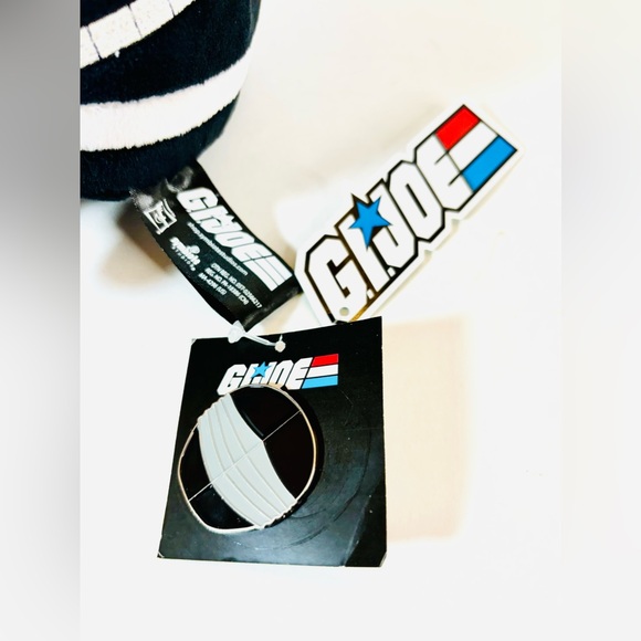 G.I. Joe Snake Eyes Plush With Enamel Pin Tags 2020 Symbiote Studios Hasbro - Picture 6 of 6